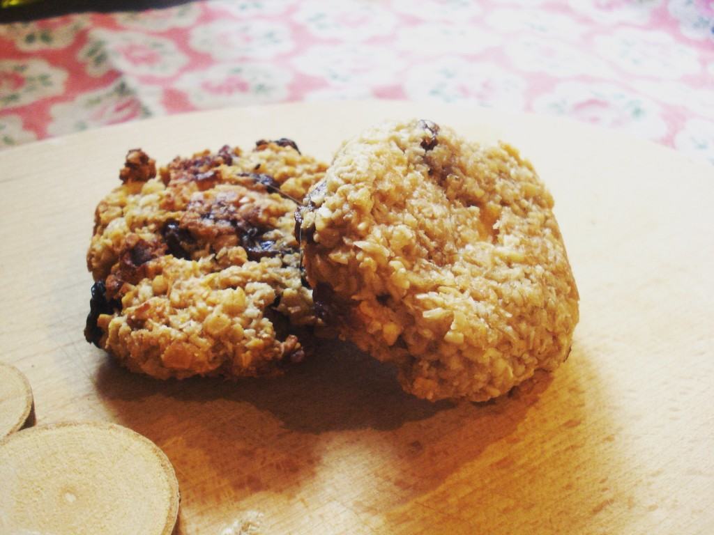 Apple and Cinnamon Muffins Baby Led Weaning Recipes by Natalie Peall