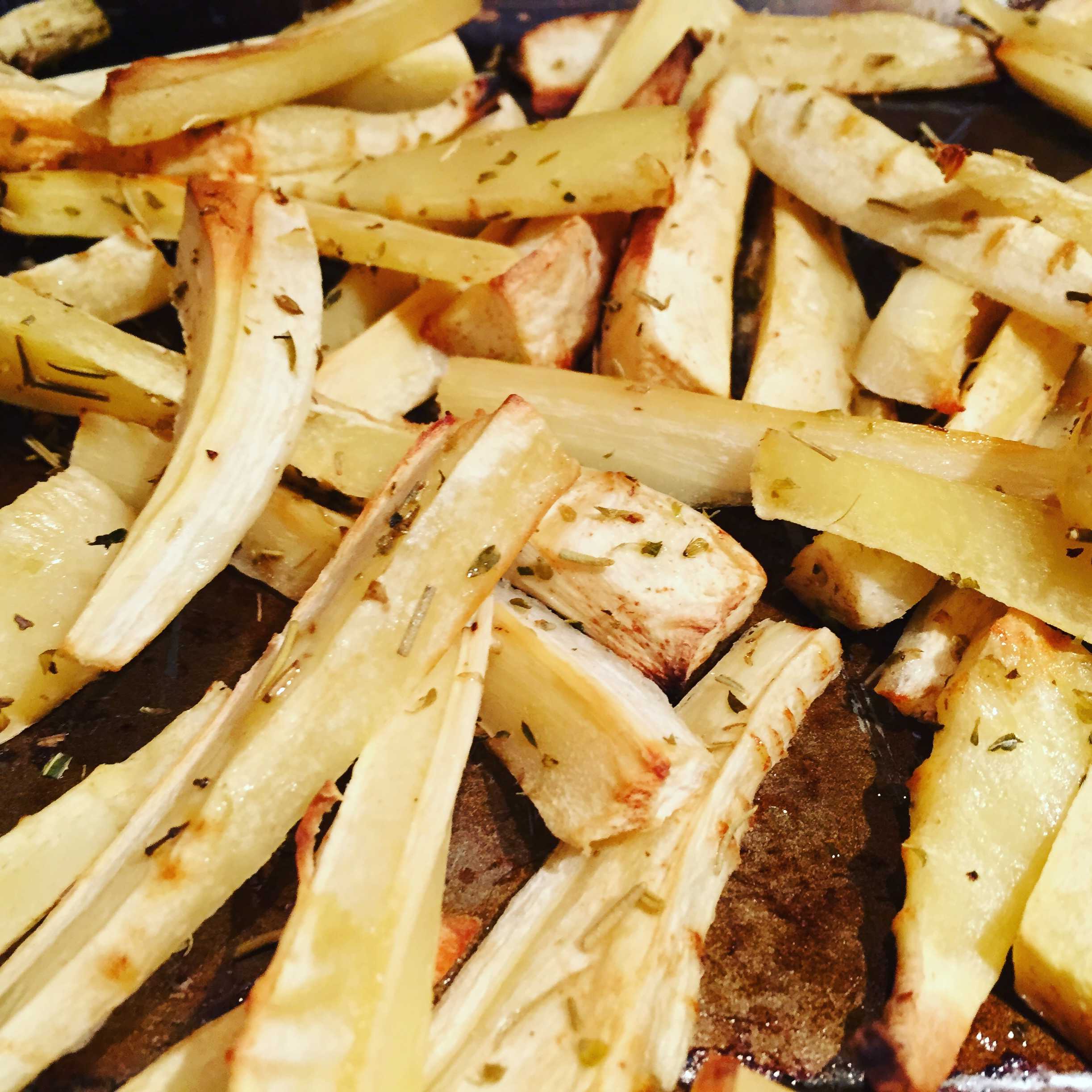 Crispy Parsnip Chips – Baby Led Weaning